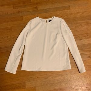 Button sleeve blouse